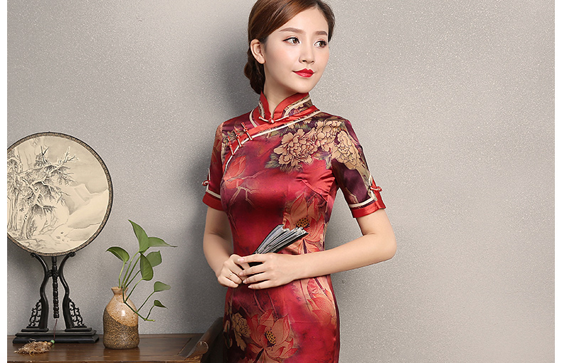 紅色復古風情旗袍，短袖印花旗袍裙