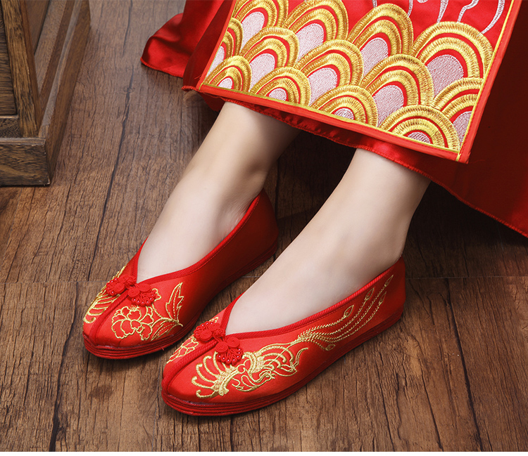 牡丹鳳凰繡花鞋，三款刺繡新娘結(jié)婚鞋