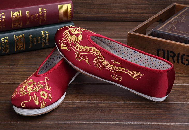 時(shí)尚家佳樂(lè)文學(xué)繡花鞋，男士手工千層底繡花鞋