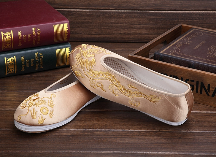 時(shí)尚家佳樂(lè)文學(xué)繡花鞋，男士手工千層底繡花鞋