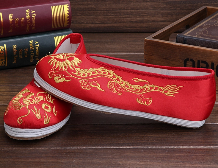 時(shí)尚家佳樂(lè)文學(xué)繡花鞋，男士手工千層底繡花鞋