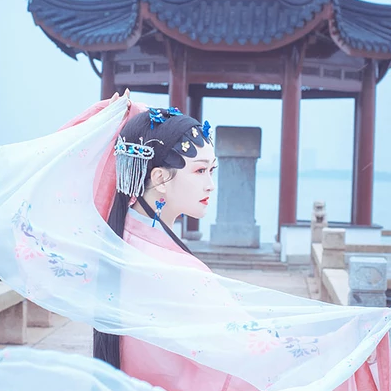 京劇花旦帶折扇女生頭像，唯美古風(fēng)真人頭像