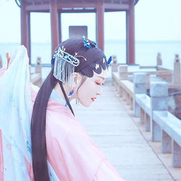 京劇花旦帶折扇女生頭像，唯美古風(fēng)真人頭像