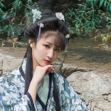 古典琵琶女子頭像，唯美古風(fēng)真人頭像