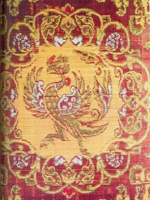 最華麗的傳統(tǒng)花布，《源氏物語》的中國絲織品