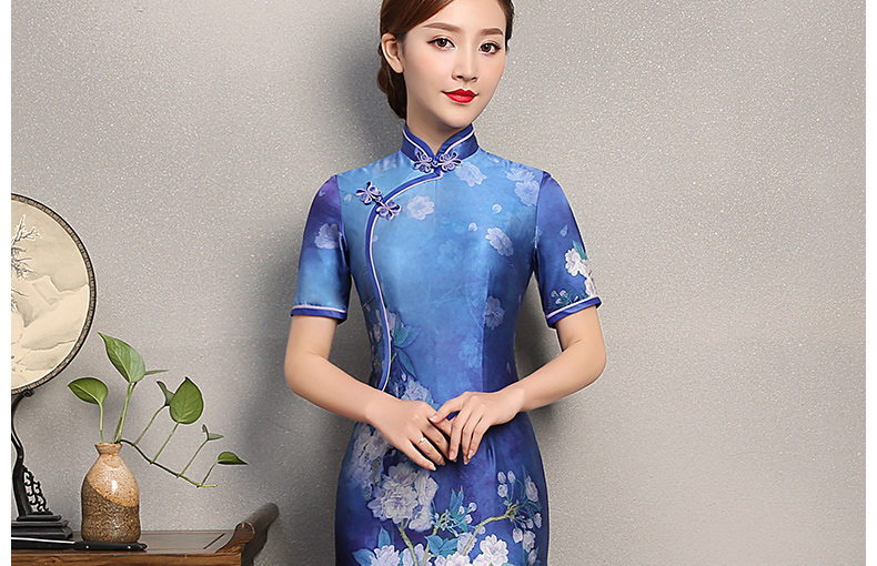 藍嬌印花旗袍，復(fù)古真絲旗袍裙