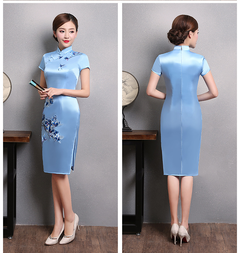 玉蘭香刺繡旗袍，復(fù)古淺藍色短袖旗袍裙
