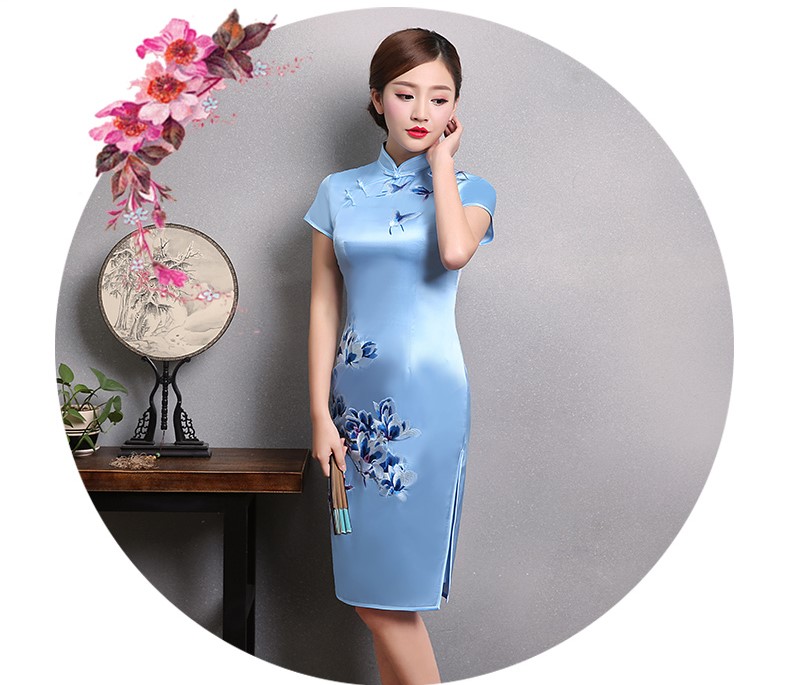 玉蘭香刺繡旗袍，復(fù)古淺藍色短袖旗袍裙