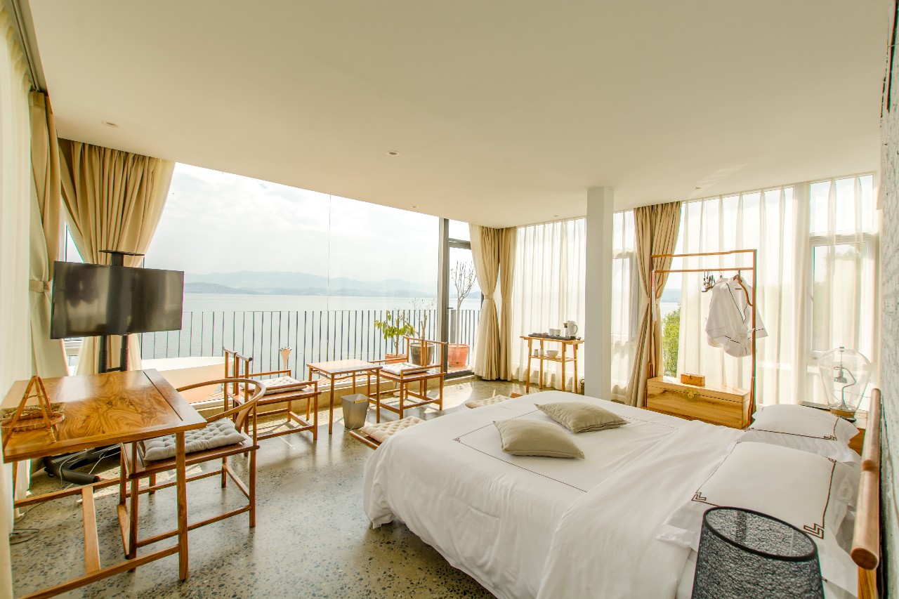 大理洱?！w心，歸心看海煙雨江南