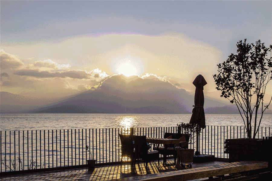 大理洱?！w心，歸心看海煙雨江南