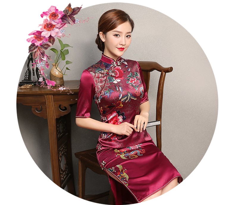 彩鳳印花紅色旗袍，端莊大氣鳳凰牡丹旗袍裙