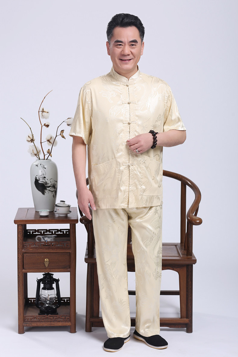 米黃色家佳樂文學(xué)繡龍?zhí)籽b男士唐裝