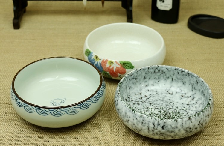 三款手繪陶瓷水淺茶洗水盂，海魚瓷筆洗