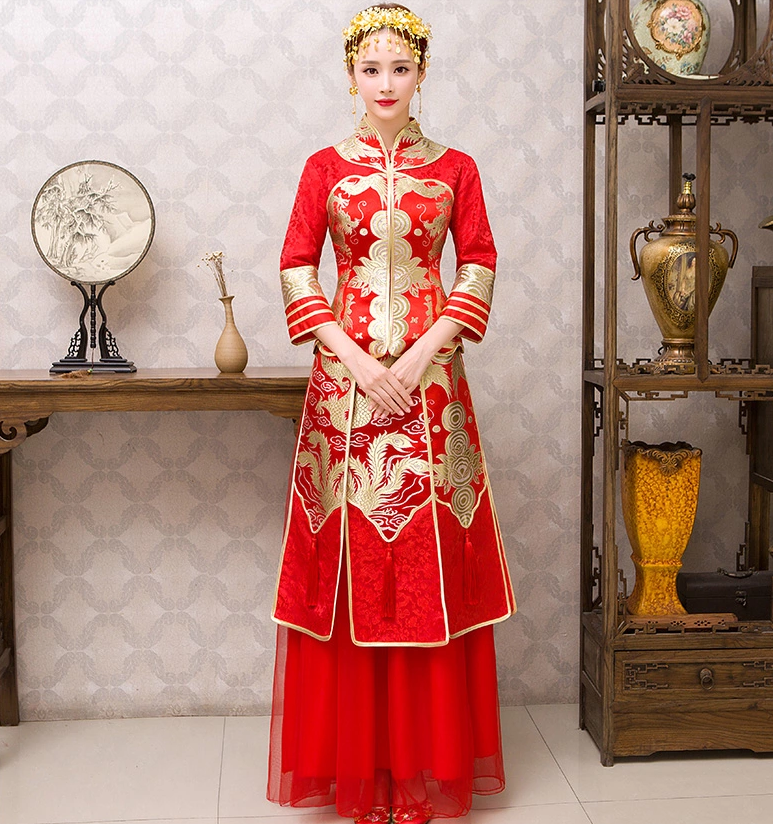紅色龍鳳褂中式禮服，唯美新娘結(jié)婚禮服