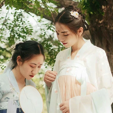 漢服帶團(tuán)扇閨蜜頭像，唯美古風(fēng)真人頭像