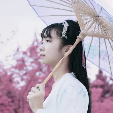 粉紫小清新帶團扇傘頭像，唯美古風真人頭像