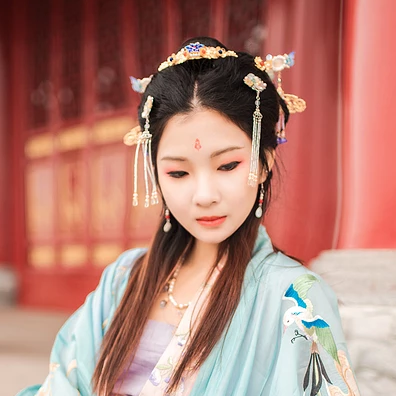 長(zhǎng)相思帶傘女生頭像，唯美古風(fēng)真人頭像