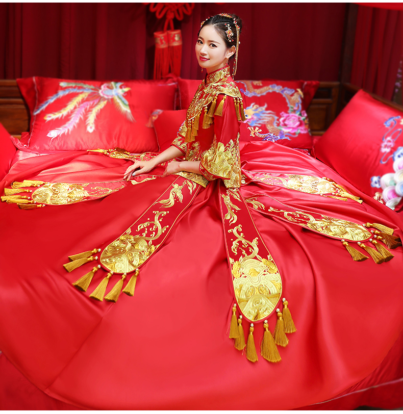 古韻悠揚(yáng)秀禾服中式禮服，奢華精致新娘禮服