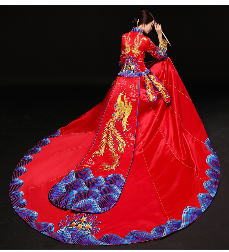 水波紋刺繡中式禮服，奢華拖尾新娘結婚禮服