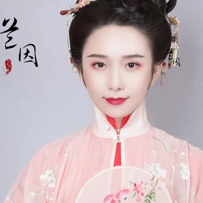 古典帶團(tuán)扇女生頭像，唯美古風(fēng)真人頭像