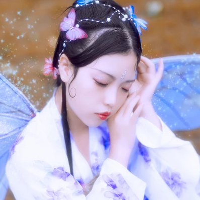 蝴蝶飛舞女生頭像，唯美古風(fēng)真人頭像