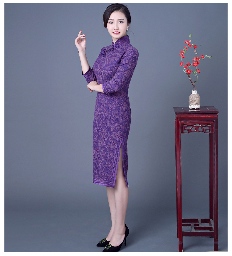 復古端莊大氣旗袍，紫色中長袖旗袍裙