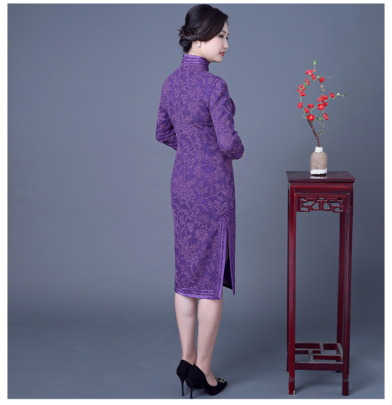 復古端莊大氣旗袍，紫色中長袖旗袍裙
