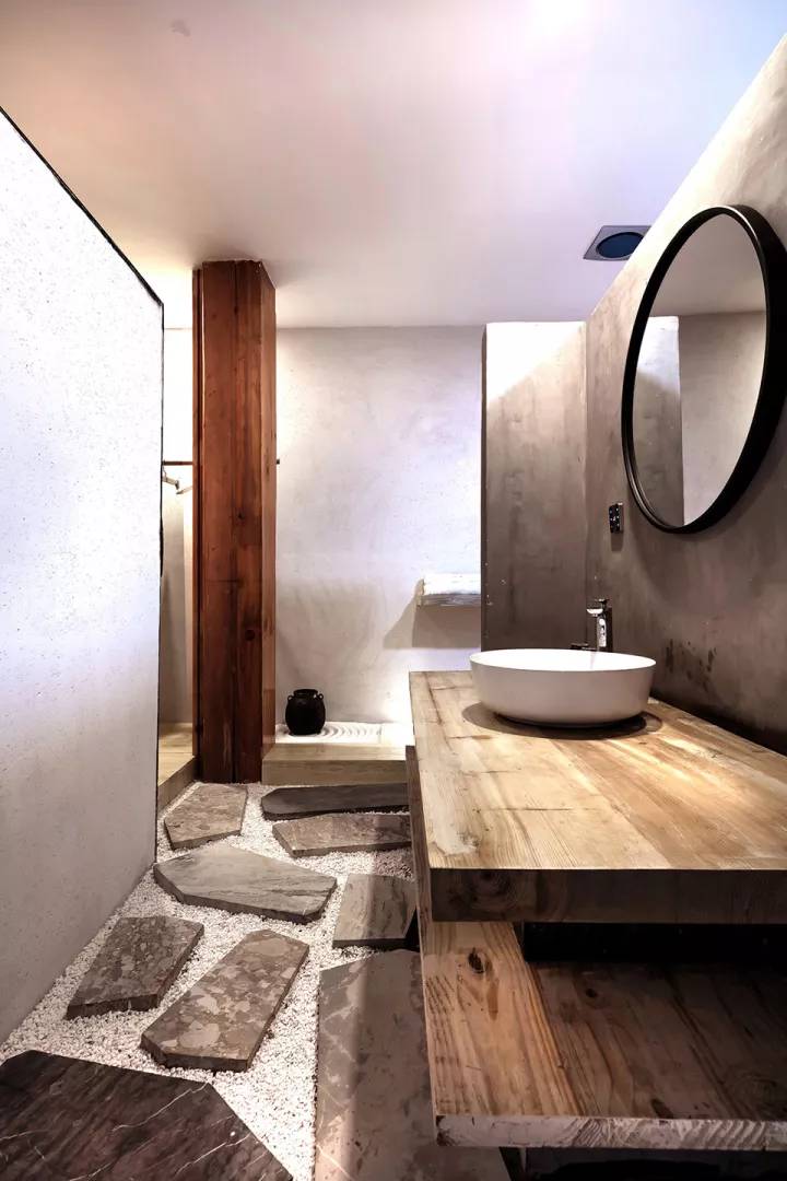 香格里拉·言?意，頗有古代山水畫(huà)的意境