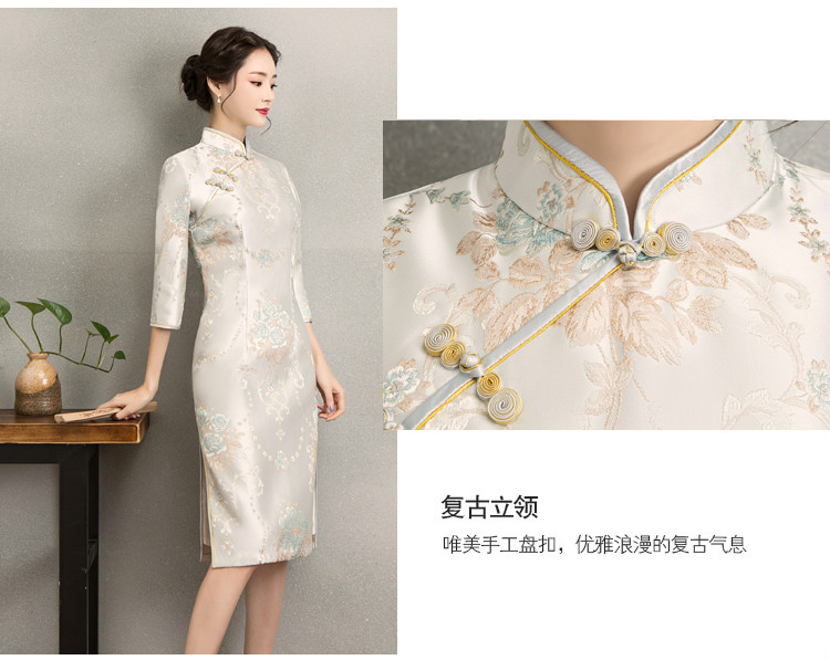 清新淡雅繡花旗袍，中袖優(yōu)雅旗袍裙