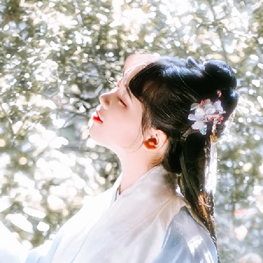 淡雅女生頭像，唯美古風(fēng)真人頭像