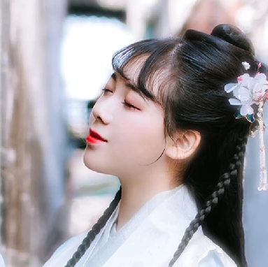 淡雅女生頭像，唯美古風(fēng)真人頭像