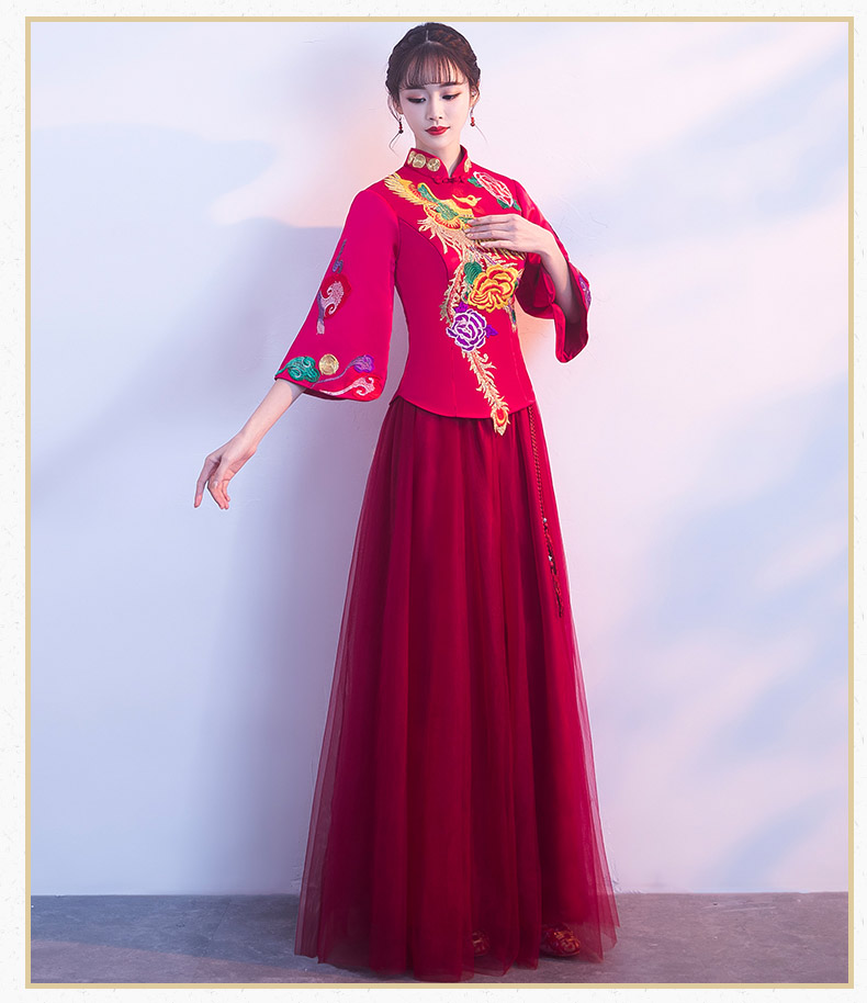 古典韻味中式禮服，鳳凰刺繡新娘結(jié)婚禮服