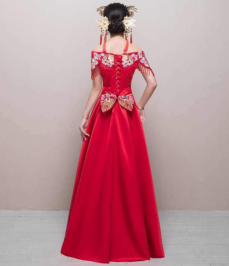 性感一字肩中式禮服，刺繡流蘇新娘禮服