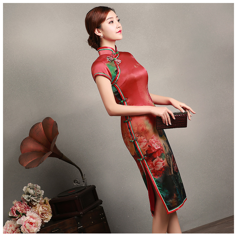 花團(tuán)錦簇短袖旗袍，蠶絲印花旗袍裙