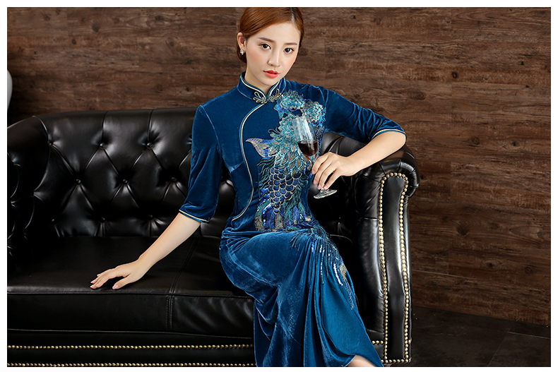 藍(lán)色鳳戀旗袍，絲絨繡花旗袍裙