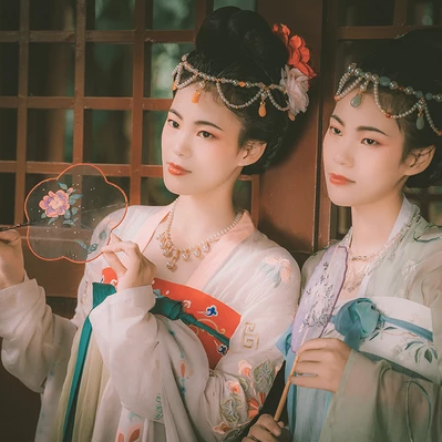 并蒂花閨蜜頭像，唯美古風(fēng)真人頭像