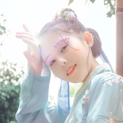 清新可愛(ài)美人妝女生頭像，唯美古風(fēng)真人頭像