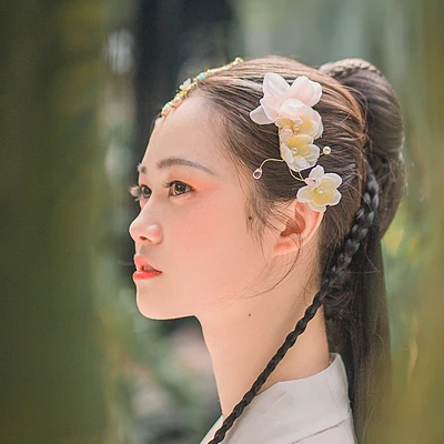 粉嫩花朵少女頭像，唯美古風(fēng)真人頭像