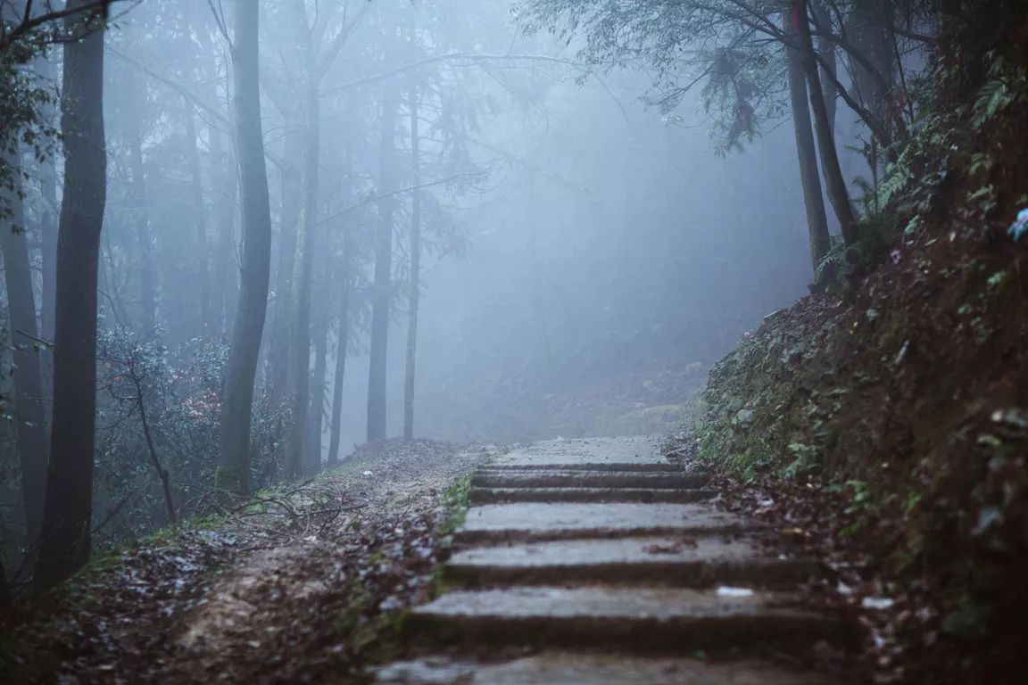 桐廬·云溪上，想要大片的田園被云朵環(huán)繞!