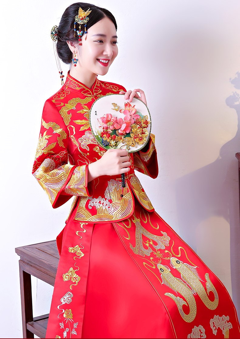 古典吉祥中式禮服，唯美鯉魚刺繡新娘禮服