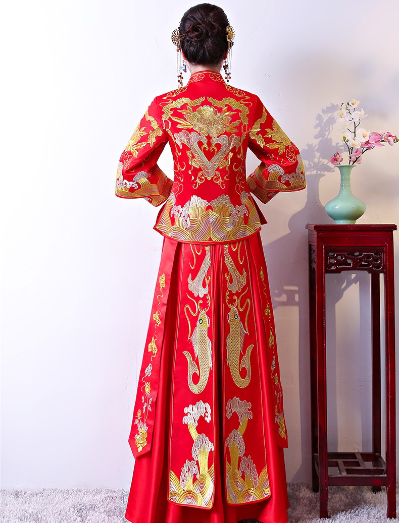 古典吉祥中式禮服，唯美鯉魚刺繡新娘禮服