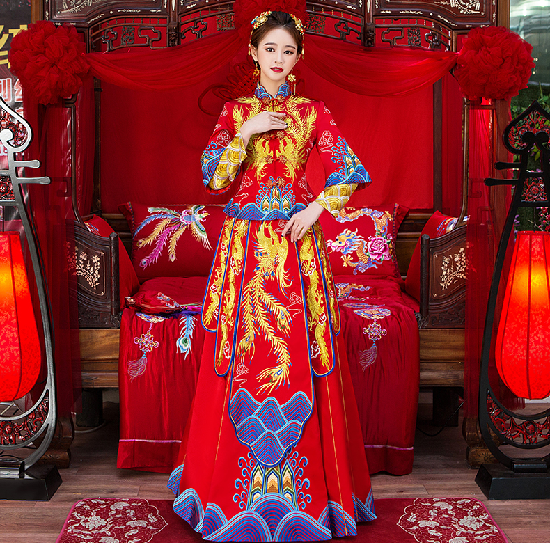 奢華鳳凰中式禮服，唯美五彩刺繡新娘禮服