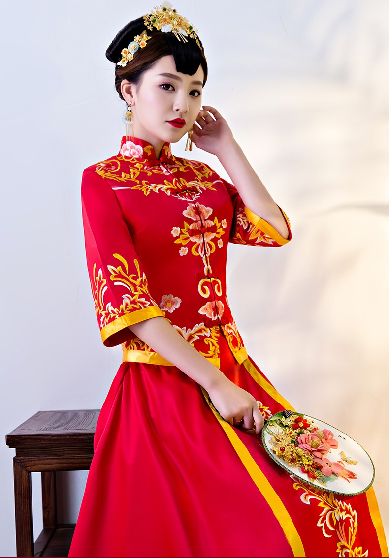 繁花似錦中式禮服，傳統(tǒng)復古風新娘禮服