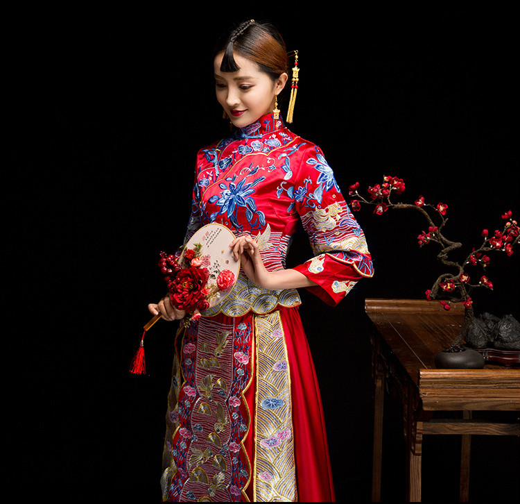 魚蓮嬉戲中式禮服，東方韻味新娘禮服