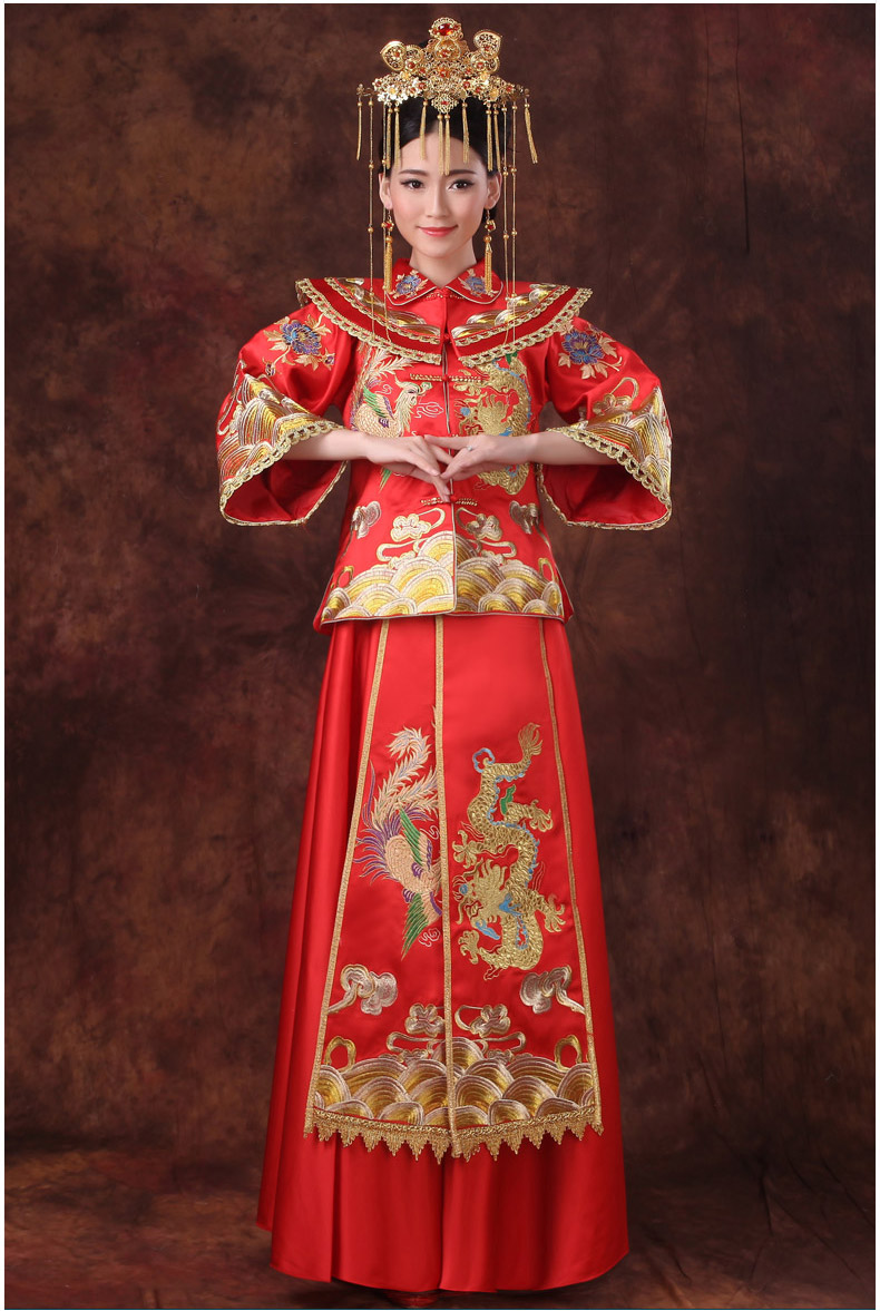 龍鳳呈祥中式禮服，嬌艷刺繡新娘禮服