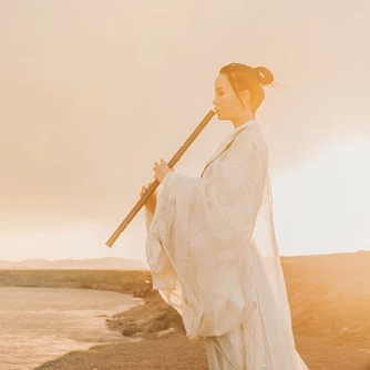 瀟灑騎馬女生頭像，唯美古風(fēng)真人頭像