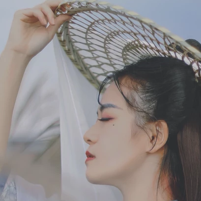 風(fēng)中俠客女生頭像，唯美古風(fēng)真人頭像