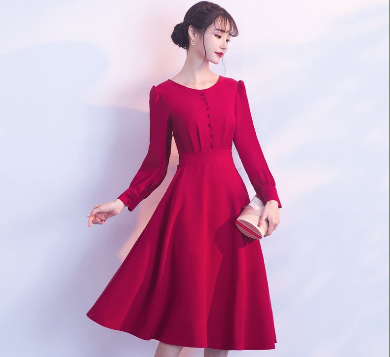 紅色長袖收腰中式禮服，時尚蝴蝶結(jié)晚禮服