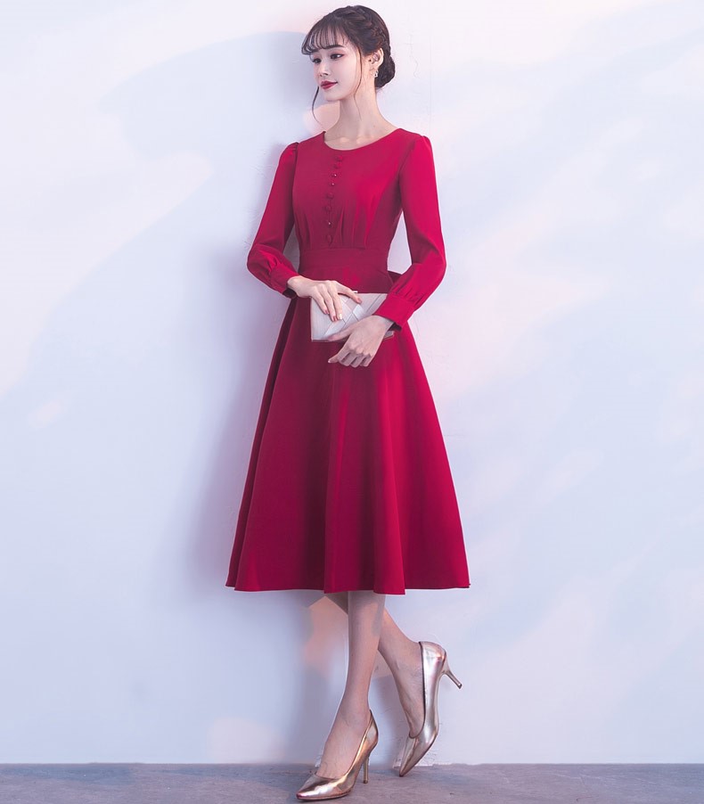 紅色長袖收腰中式禮服，時尚蝴蝶結(jié)晚禮服