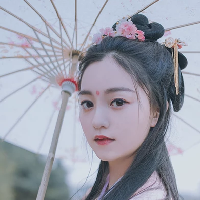 高貴紫衣紅紗帶傘女生頭像，唯美古風真人頭像